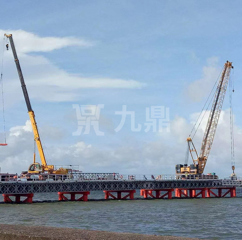 貝雷橋主要受力構(gòu)件有哪些？